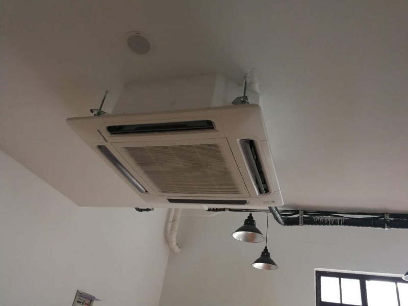 吸顶式中央空调