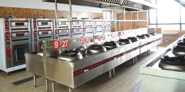 餐厅后厨建议安装中央空调吗？