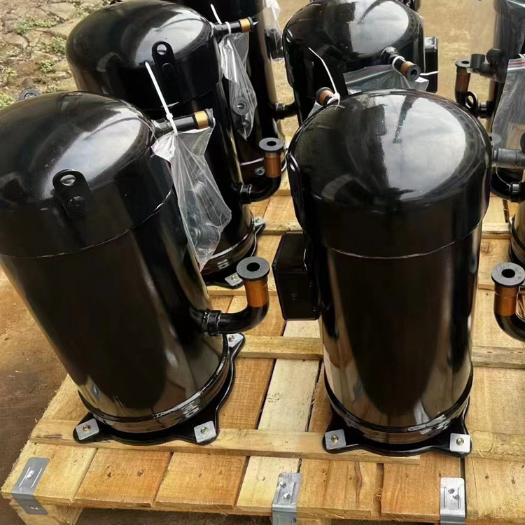 中央空调制冷大金压缩机4