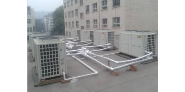 空气能热泵是如何替代太阳能的？越邦机电售后师傅告诉您真相！