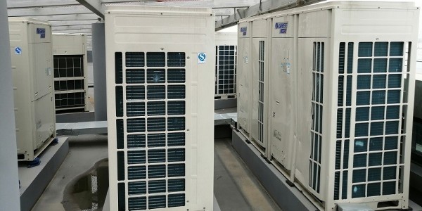 越邦干货分享-风管机与多联机怎么选择呢？